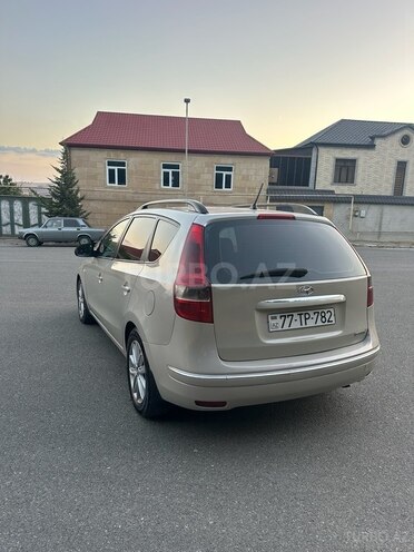 Hyundai i30 2010, 300,000 km - 1.6 l - Bakı