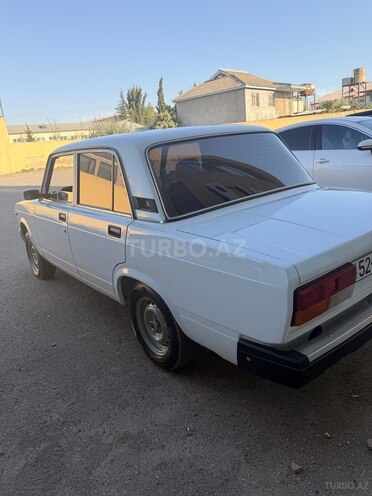 LADA (VAZ) 2107 2009, 360,000 km - 1.6 л - Salyan