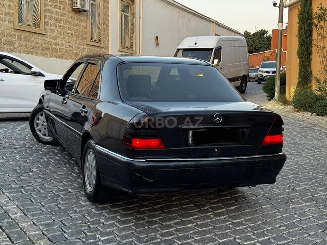 Mercedes C 220 1999, 338,522 km - 2.2 l - Bakı