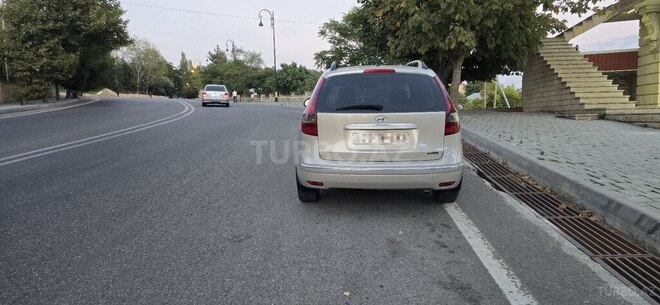 Hyundai i30 2010, 290,000 km - 1.6 l - Şamaxı