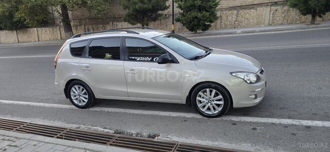 Hyundai i30 2010, 290,000 km - 1.6 l - Şamaxı