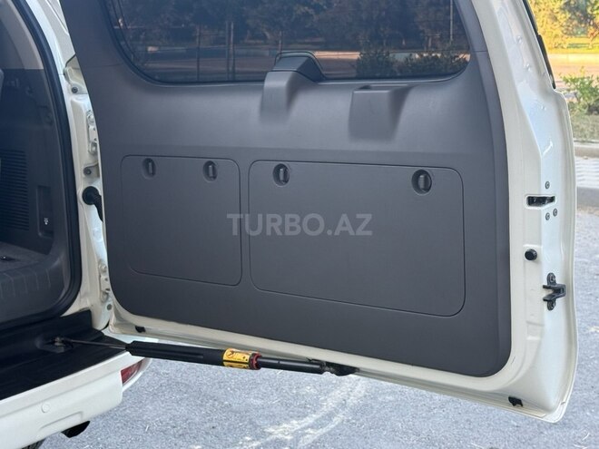 Toyota Land Cruiser Prado 2010, 168,000 km - 2.7 l - Bakı