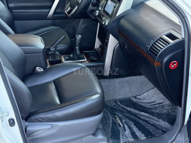 Toyota Land Cruiser Prado 2010, 168,000 km - 2.7 l - Bakı