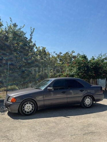 Mercedes C 180 1994, 522,500 km - 1.8 l - Qazax