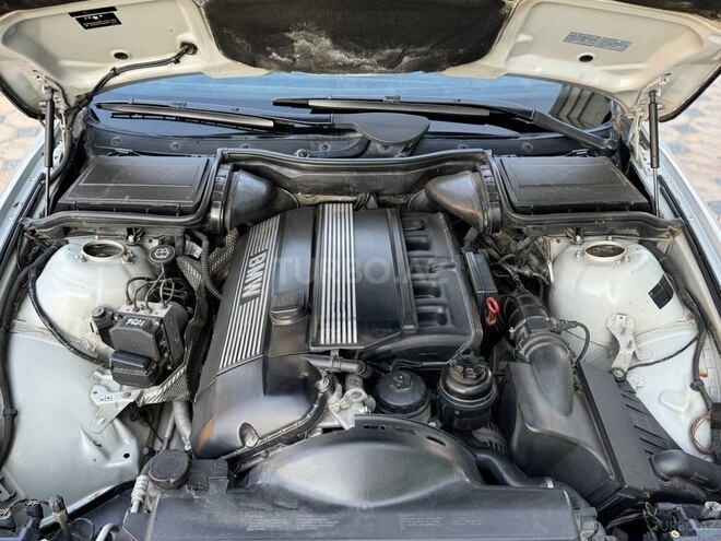 BMW 525 2001, 169,000 km - 2.5 l - Gəncə