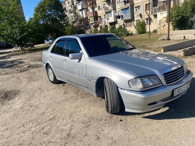Mercedes C 200 1999, 300,000 km - 2.2 l - Gəncə