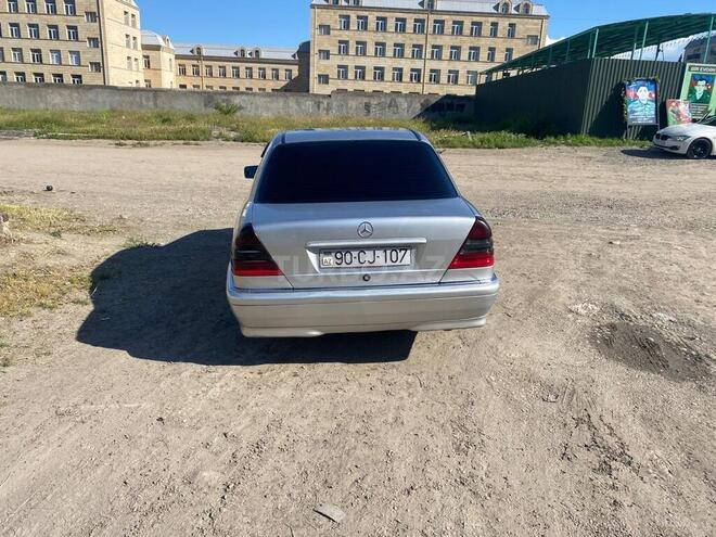 Mercedes C 200 1999, 300,000 km - 2.2 l - Gəncə