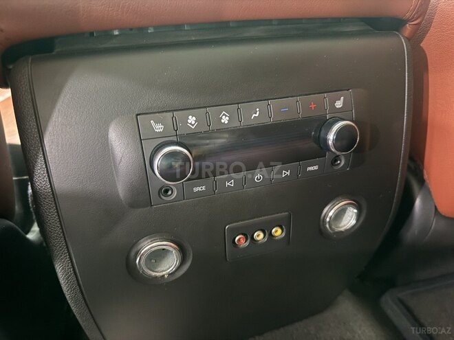 Hummer H2 2008, 82,000 km - 6.2 l - Bakı