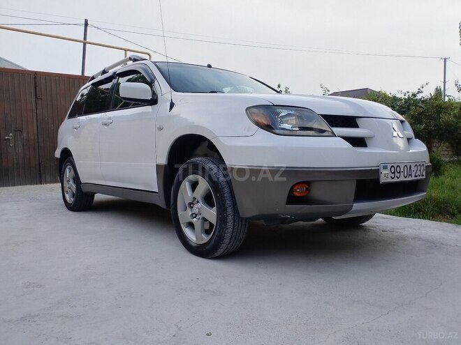 Mitsubishi Outlander 2003, 230,000 km - 2.4 l - Bakı