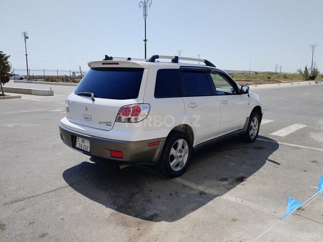 Mitsubishi Outlander 2003, 230,000 km - 2.4 l - Bakı