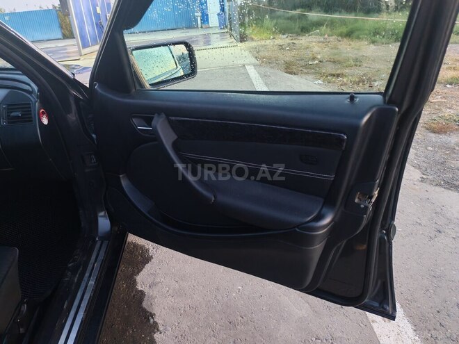 Mercedes C 240 1999, 380,000 km - 2.4 л - Yevlax
