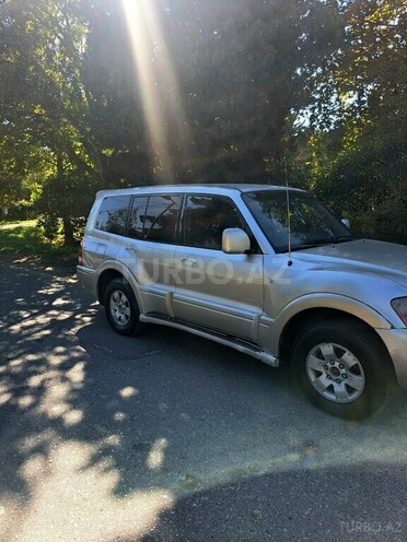 Mitsubishi Pajero 2004, 328,000 km - 2.8 л - Bakı