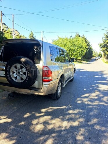 Mitsubishi Pajero 2004, 328,000 km - 2.8 л - Bakı