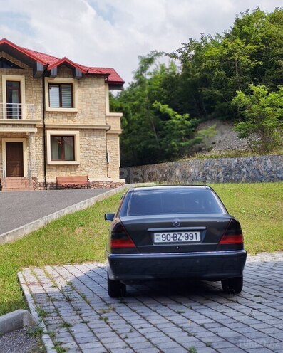 Mercedes C 240 1999, 380,000 km - 2.4 л - Yevlax