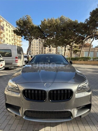 BMW 528 2014, 400,000 km - 2.0 l - Yevlax