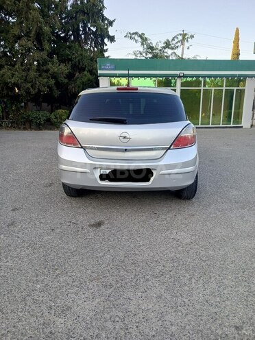 Opel Astra 2009, 210,295 km - 1.4 l - Mingəçevir