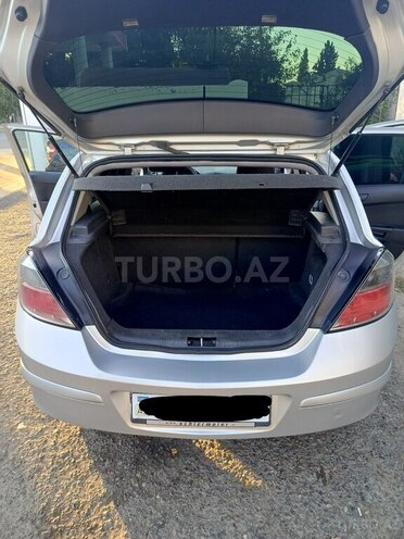 Opel Astra 2009, 210,295 km - 1.4 l - Mingəçevir