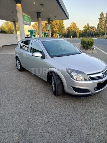 Opel Astra 2009, 210,295 km - 1.4 l - Mingəçevir