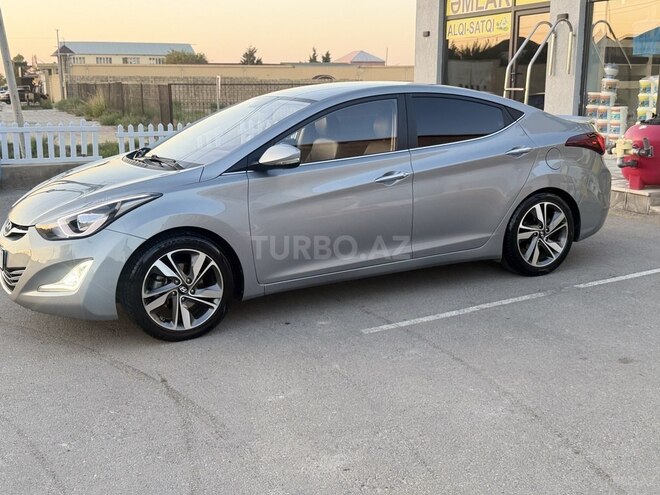 Hyundai Avante 2015, 130,000 km - 1.6 l - Bakı