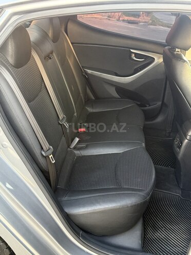 Hyundai Avante 2015, 130,000 km - 1.6 l - Bakı