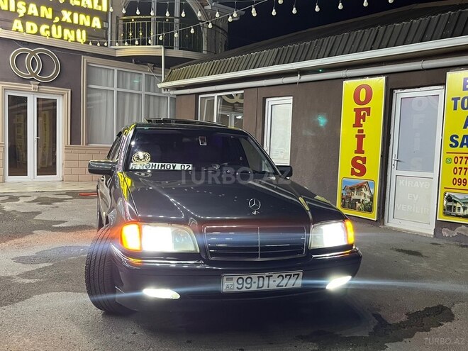 Mercedes C 240 1999, 276,000 km - 2.4 l - Bakı