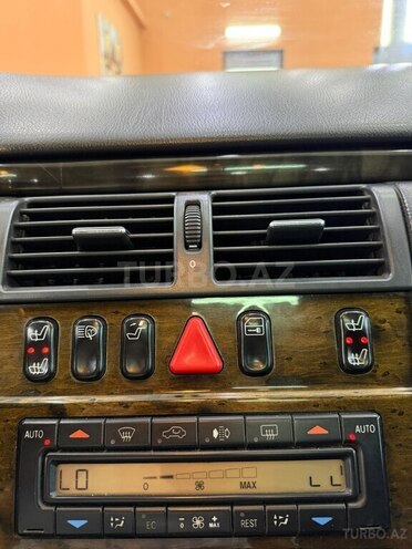 Mercedes E 240 2001, 192,079 km - 2.4 l - Xırdalan