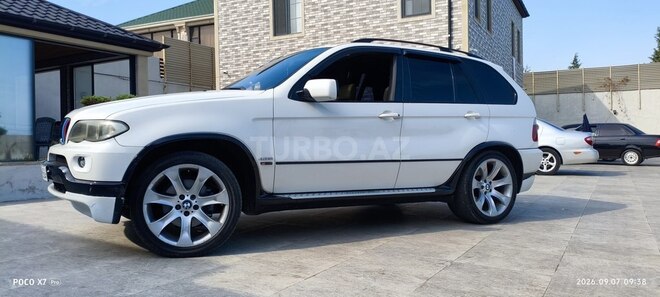 BMW X5 2001, 286,000 km - 4.4 л - Sumqayıt