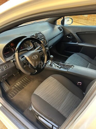 Toyota Avensis 2011, 200,500 km - 2.0 l - Bakı