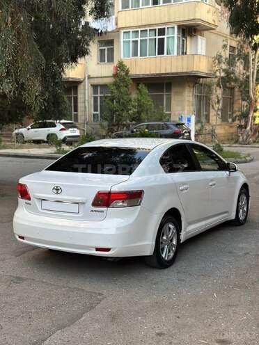 Toyota Avensis 2011, 200,500 km - 2.0 l - Bakı