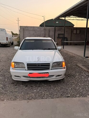 Mercedes C 230 1999, 355,000 km - 2.3 l - Sabirabad