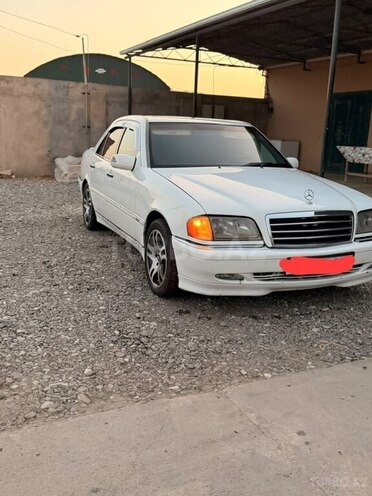 Mercedes C 230 1999, 355,000 km - 2.3 l - Sabirabad