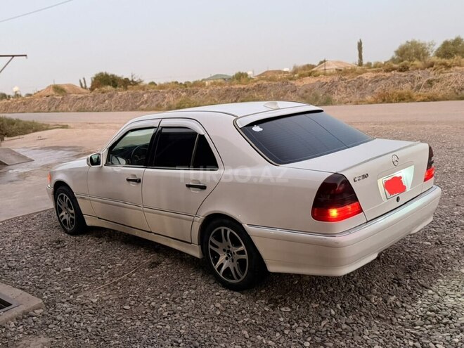 Mercedes C 230 1999, 355,000 km - 2.3 l - Sabirabad