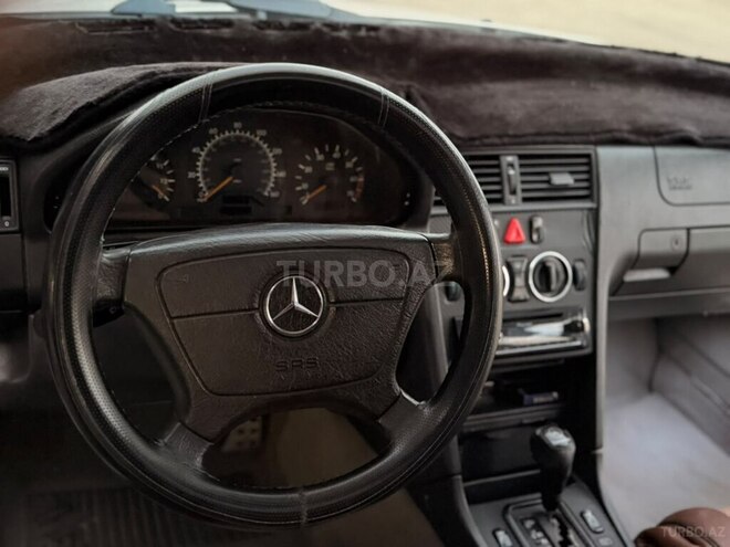 Mercedes C 230 1999, 355,000 km - 2.3 l - Sabirabad