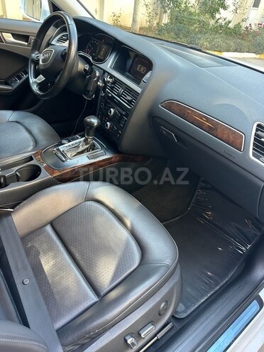 Audi A4 2013, 123,000 km - 1.8 l - Bakı
