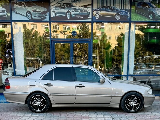 Mercedes C 200 1998, 380,000 km - 2.0 л - Sumqayıt