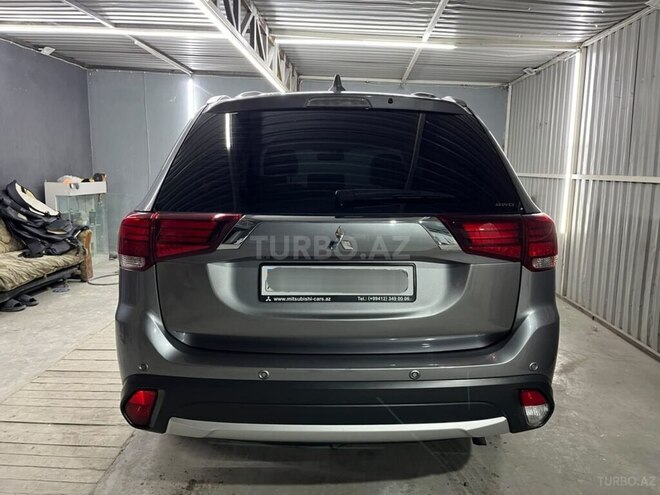 Mitsubishi Outlander 2017, 185,000 km - 2.4 l - Bakı