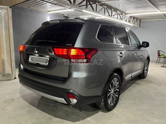 Mitsubishi Outlander 2017, 185,000 km - 2.4 l - Bakı