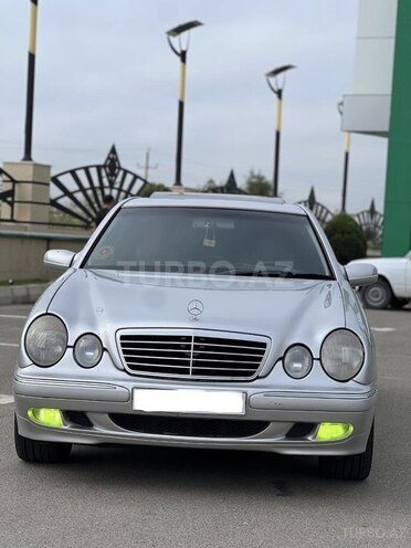 Mercedes E 220 2000, 357,000 km - 2.2 l - Bakı