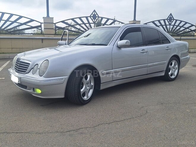 Mercedes E 220 2000, 357,000 km - 2.2 l - Bakı