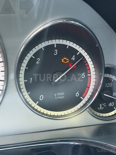 Mercedes E 220 2011, 244,390 km - 2.1 l - Tovuz