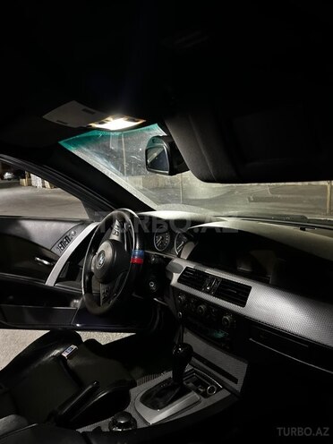 BMW 525 2005, 245,000 km - 2.5 l - Bakı