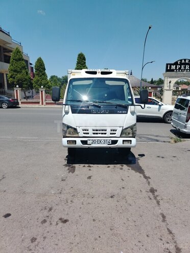 Isuzu NKR 55 L 2007, 220,000 km - 2.8 l - Gəncə