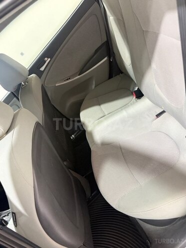 Hyundai Accent 2013, 226,126 km - 1.6 l - Bakı