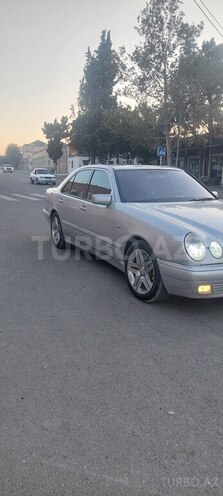 Mercedes E 200 1998, 420,000 km - 2.0 l - Gəncə