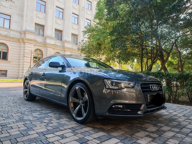 Audi A5 2013, 270,000 km - 2.0 л - Bakı