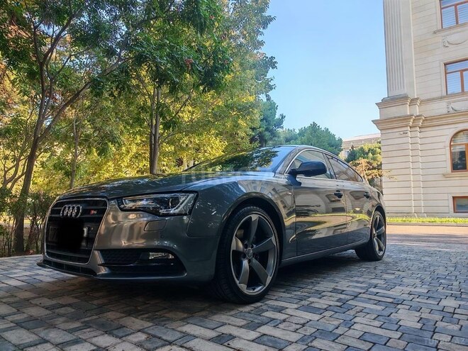 Audi A5 2013, 270,000 km - 2.0 л - Bakı