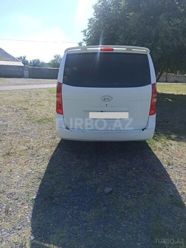 Hyundai H-1 2009, 180,000 km - 2.5 l - Zaqatala