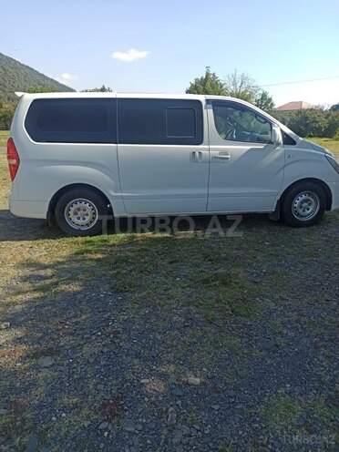 Hyundai H-1 2009, 180,000 km - 2.5 l - Zaqatala