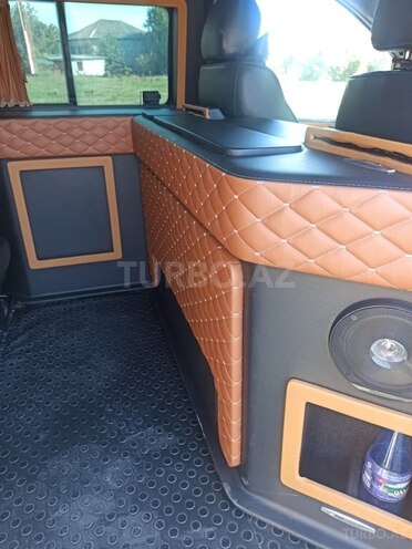 Hyundai H-1 2009, 180,000 km - 2.5 l - Zaqatala