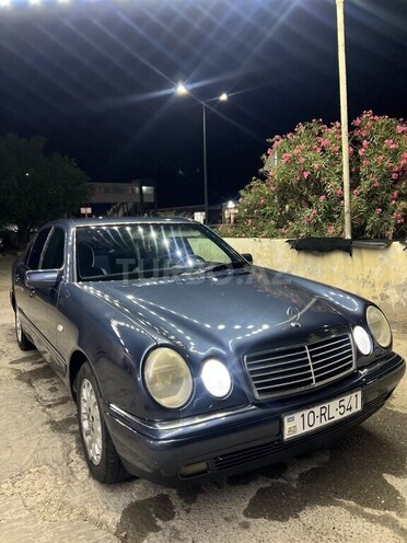 Mercedes E 230 1997, 480,000 km - 2.3 л - Bakı
